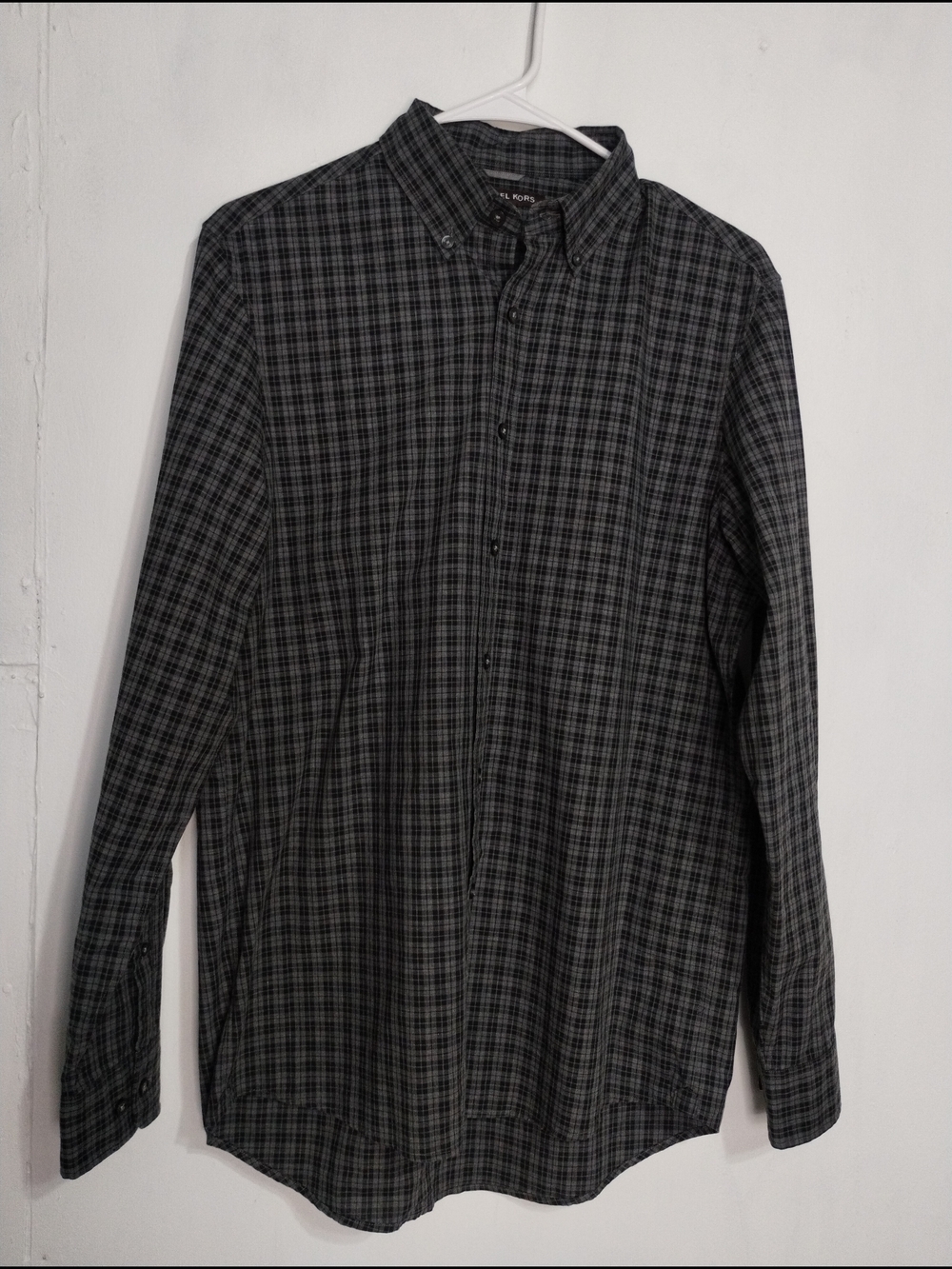 Michael Kors Men's Gray & Black Checked Button-Up Shirt